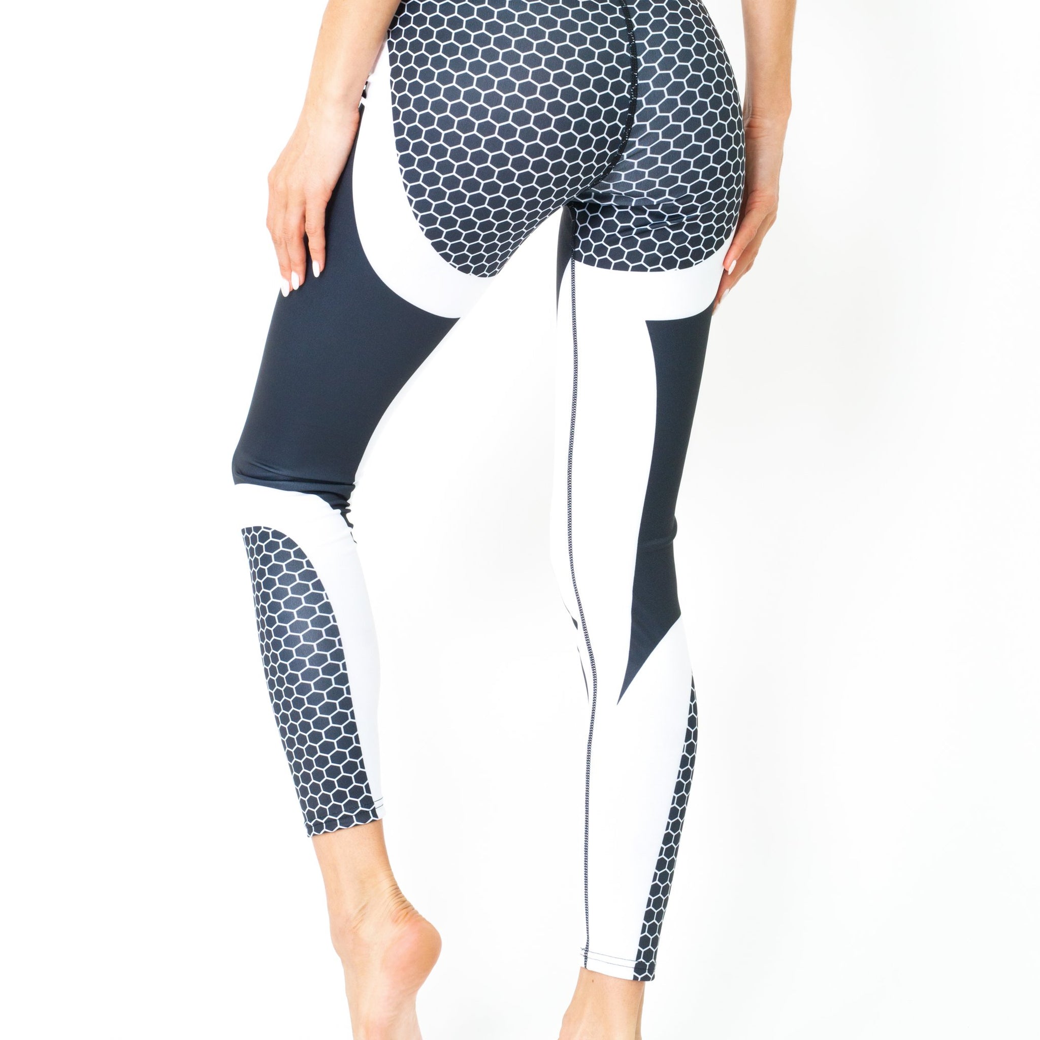 Avery Leggings - Black / White